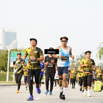 Runner Photo 6403467