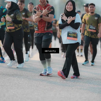 Runner Photo 6403468