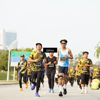Runner Photo 6403469