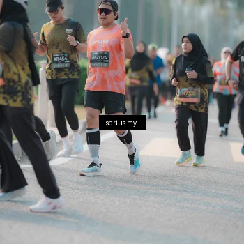 Runner Photo 6403516