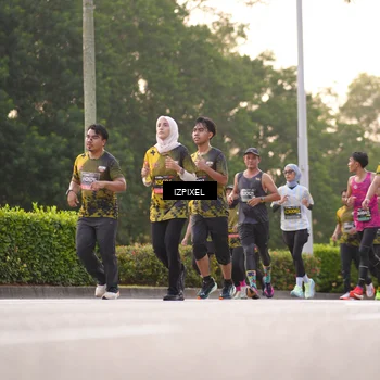 Runner Photo 6403524