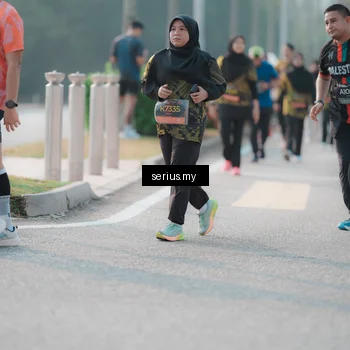 Runner Photo 6403527