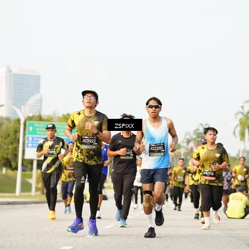 Runner Photo 6403535