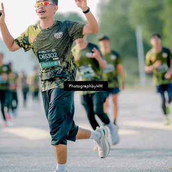 Runner Photo 6403542
