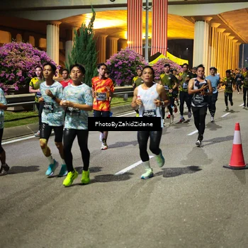 Runner Photo 6403543