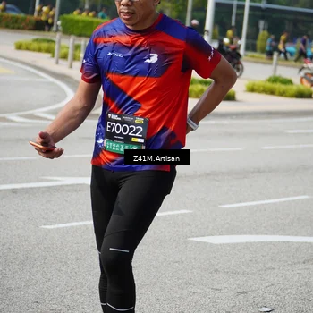Runner Photo 6403552