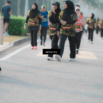 Runner Photo 6403554