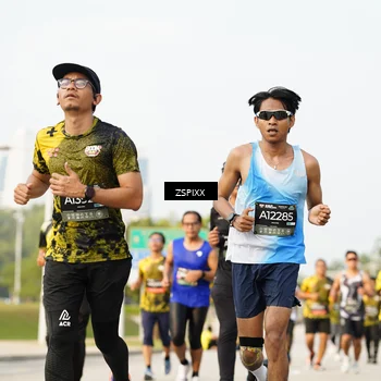 Runner Photo 6403555