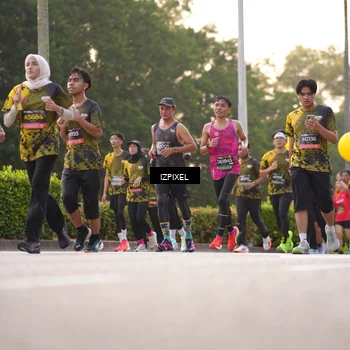 Runner Photo 6403558