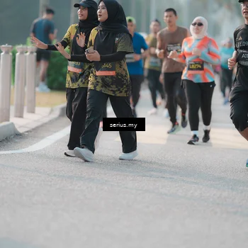 Runner Photo 6403570
