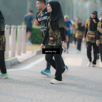 Runner Photo 6403574