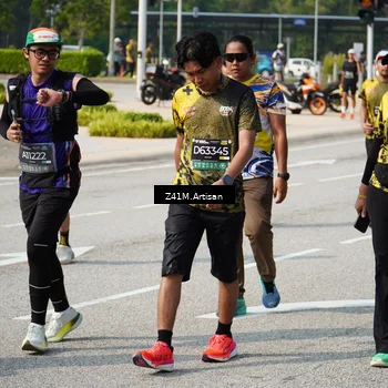 Runner Photo 6403580