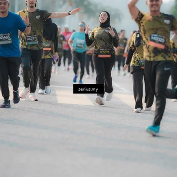 Runner Photo 6403612
