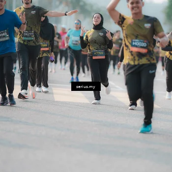 Runner Photo 6403615