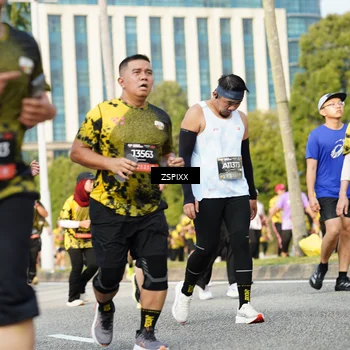 Runner Photo 6403634