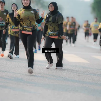 Runner Photo 6403635