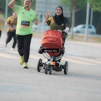 Runner Photo 6403680