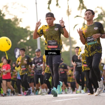 Runner Photo 6403743