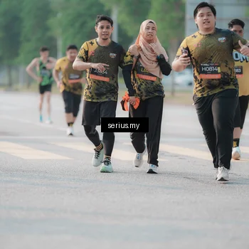 Runner Photo 6403752