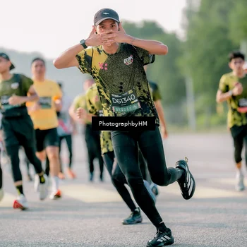 Runner Photo 6403754
