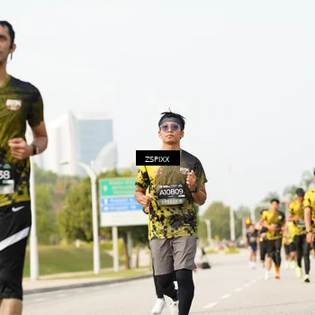 Runner Photo 6403758