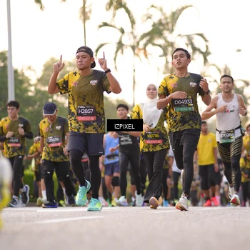 Runner Photo 6403766