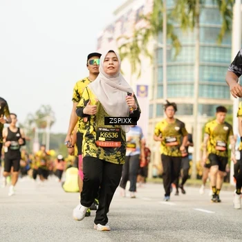 Runner Photo 6403798