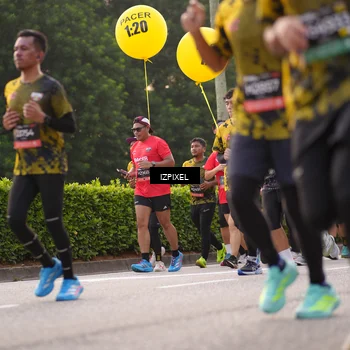 Runner Photo 6403800