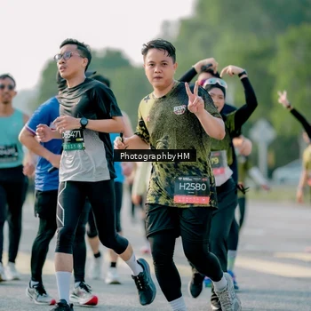 Runner Photo 6403878