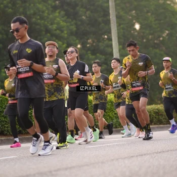 Runner Photo 6403884