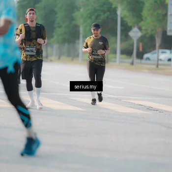 Runner Photo 6403899