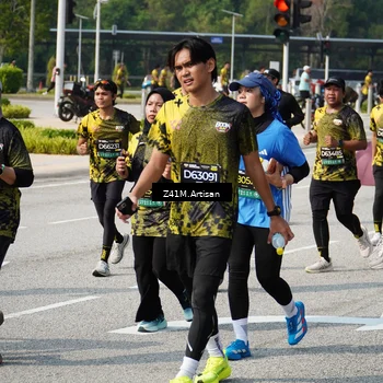 Runner Photo 6403915