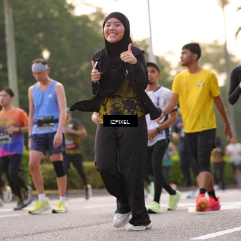 Runner Photo 6403956