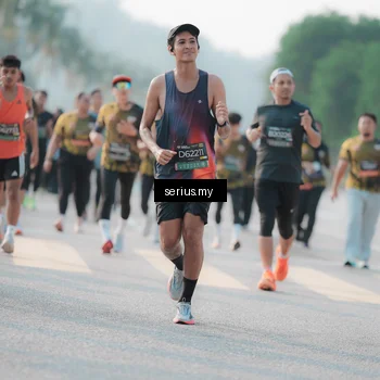 Runner Photo 6403986