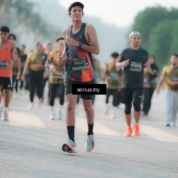 Runner Photo 6403995