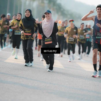 Runner Photo 6403996
