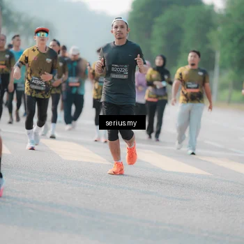 Runner Photo 6404008