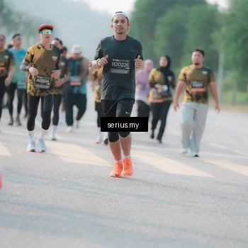 Runner Photo 6404010