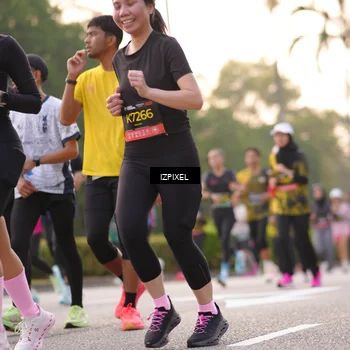 Runner Photo 6404019