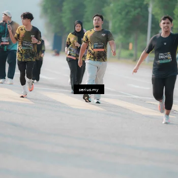 Runner Photo 6404026