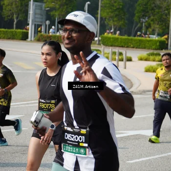 Runner Photo 6404062