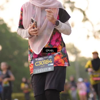 Runner Photo 6404067