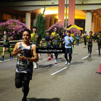 Runner Photo 6404211