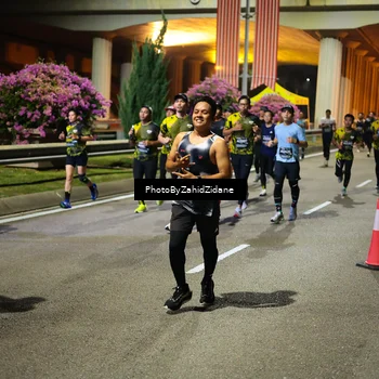 Runner Photo 6404227