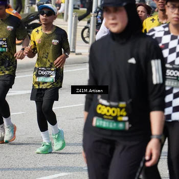 Runner Photo 6404251