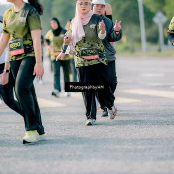 Runner Photo 6404310