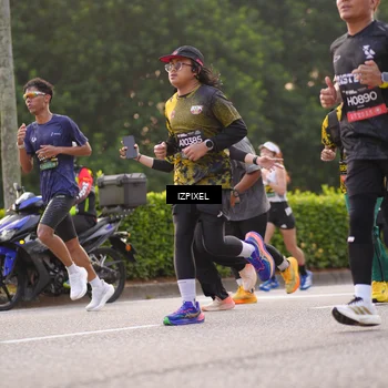 Runner Photo 6404381