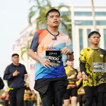 Runner Photo 6404390