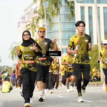 Runner Photo 6404444