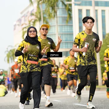 Runner Photo 6404464